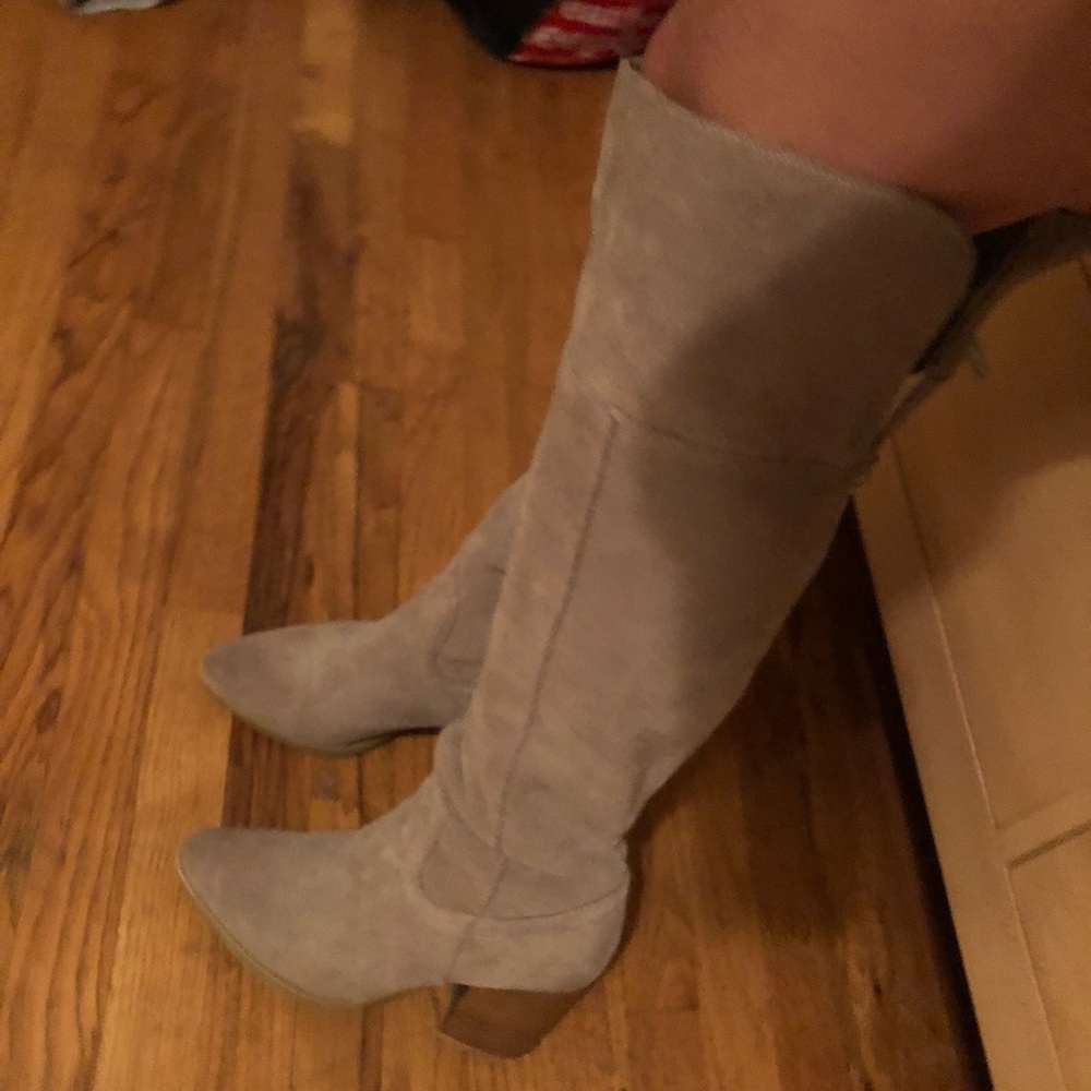 Brand new knee high boots! Steve Madden